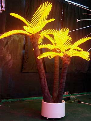 LED-lamp met kokospalmen
KARNAR INTERNATIONAL GROUP LTD